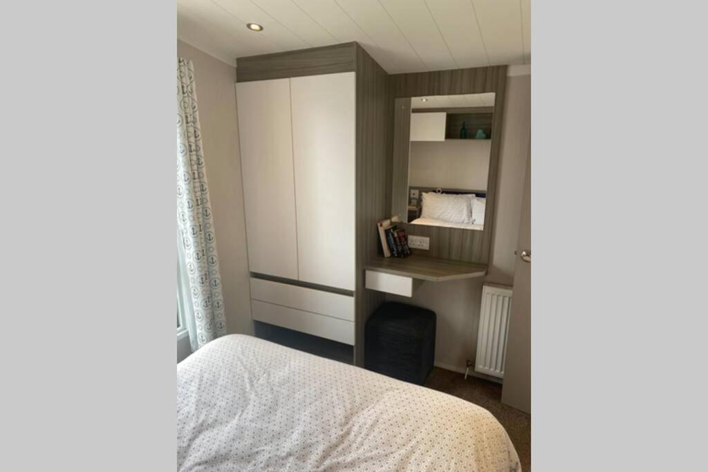 Presthaven Cozy Retreat Lägenhet Prestatyn Exteriör bild